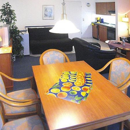 Apartment In Cuxhaven With A Shared Pool エクステリア 写真