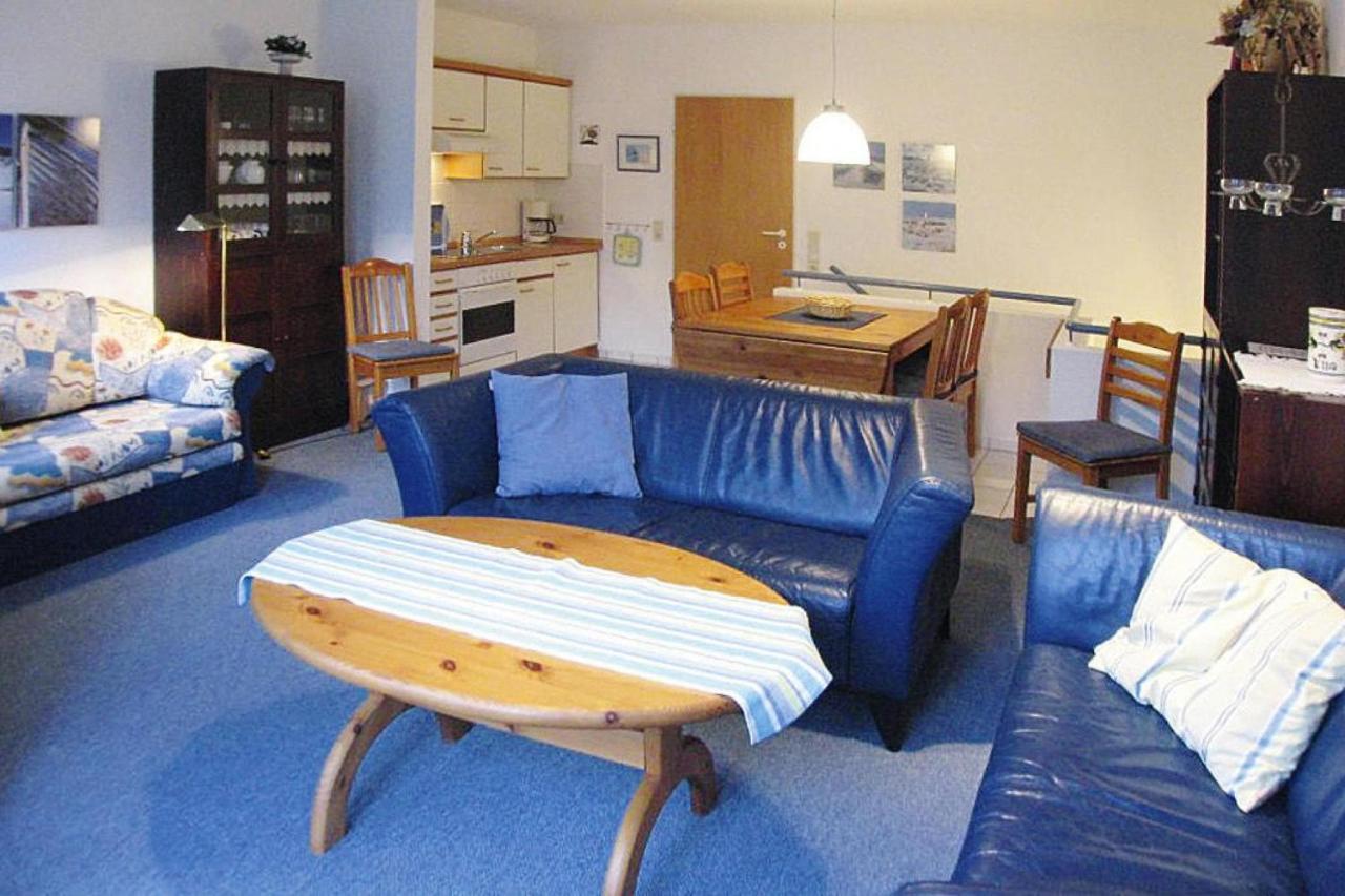 Apartment In Cuxhaven With A Shared Pool エクステリア 写真