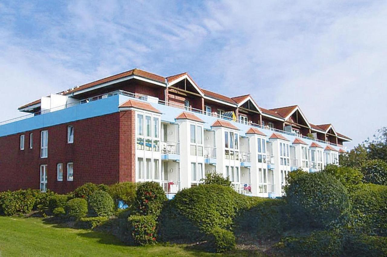 Apartment In Cuxhaven With A Shared Pool エクステリア 写真