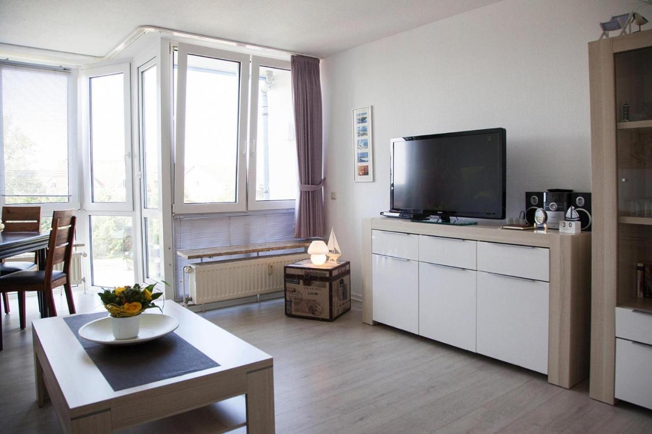 Apartment In Cuxhaven With A Shared Pool エクステリア 写真